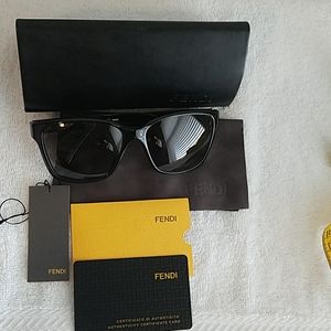 FENDI SUNGLASSES
